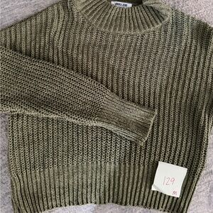 Double Zero Olive Mom Cropped Knit Crew Neck Sweater